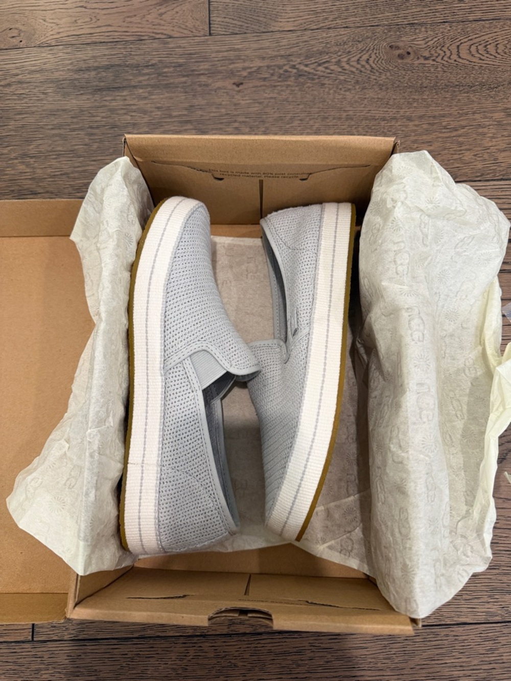 UGG Bren Slip on Sneaker 1020090 W / GRV size 6.5 - Picture 3 of 10